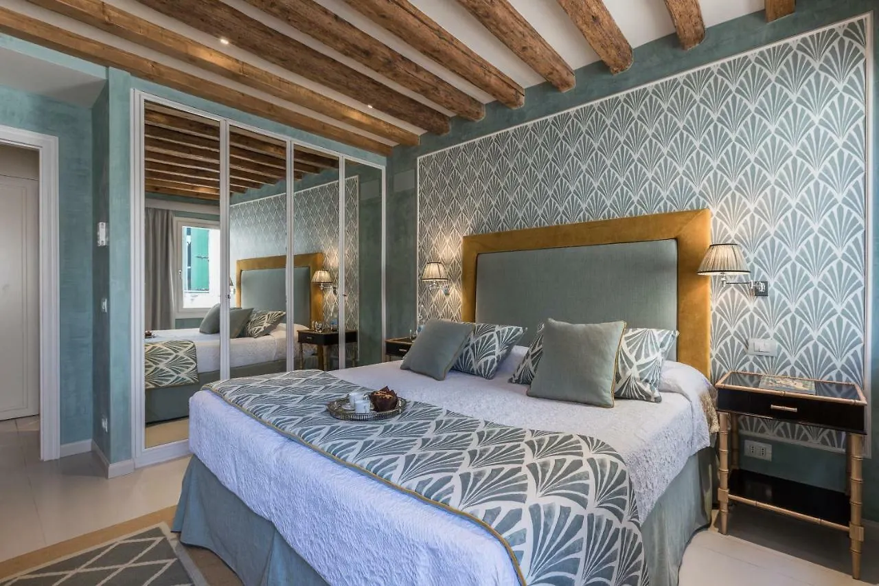 Gondolieri Terrace- Dimora Italia Collection - Apartment Venice Italy