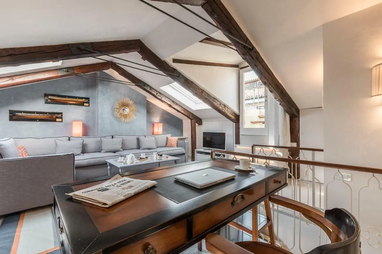 Gondolieri Terrace- Dimora Italia Collection - Apartment Venice 0*,  Italy